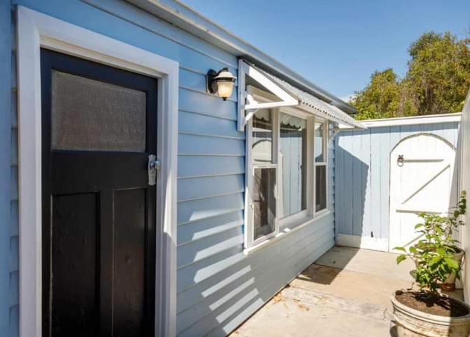 Studio 39 Hotel Shepparton Bagian luar foto